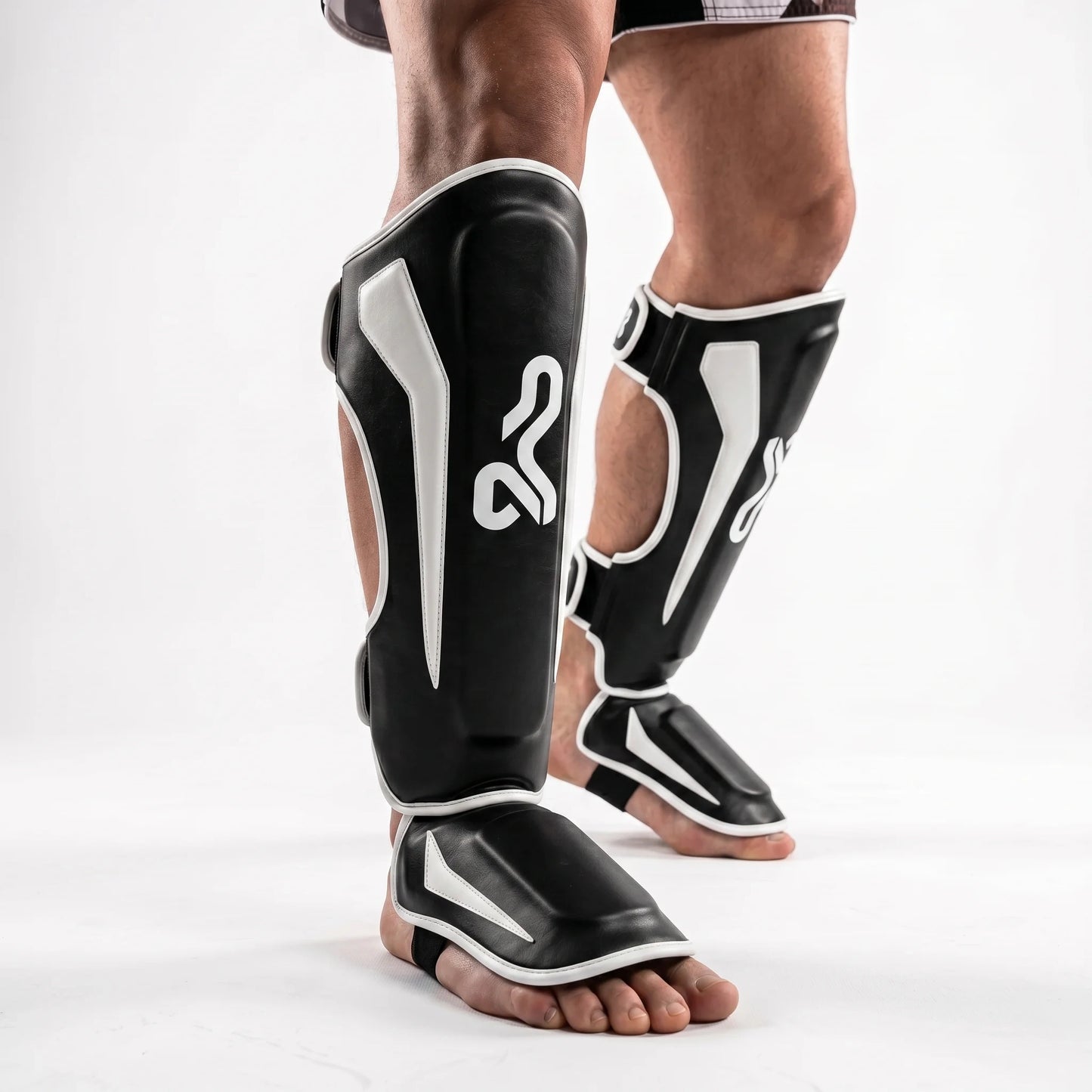 IronGuard Shin Instep - Black/White