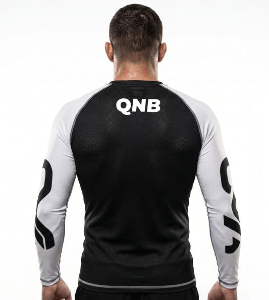 Comfort Full Sleeves 4 way Stretch Rashuguard - Black/White